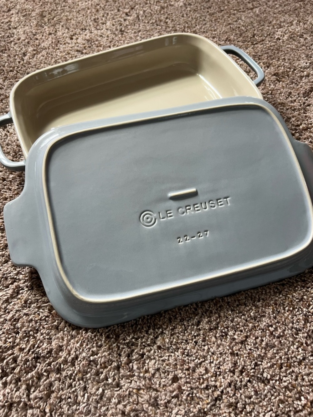Le Creuset Gray Rectangular Stoneware Baking Dish with Cream Interior